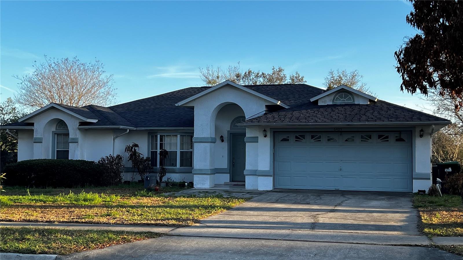 6409 ROYAL TERN ST Property Photo 1