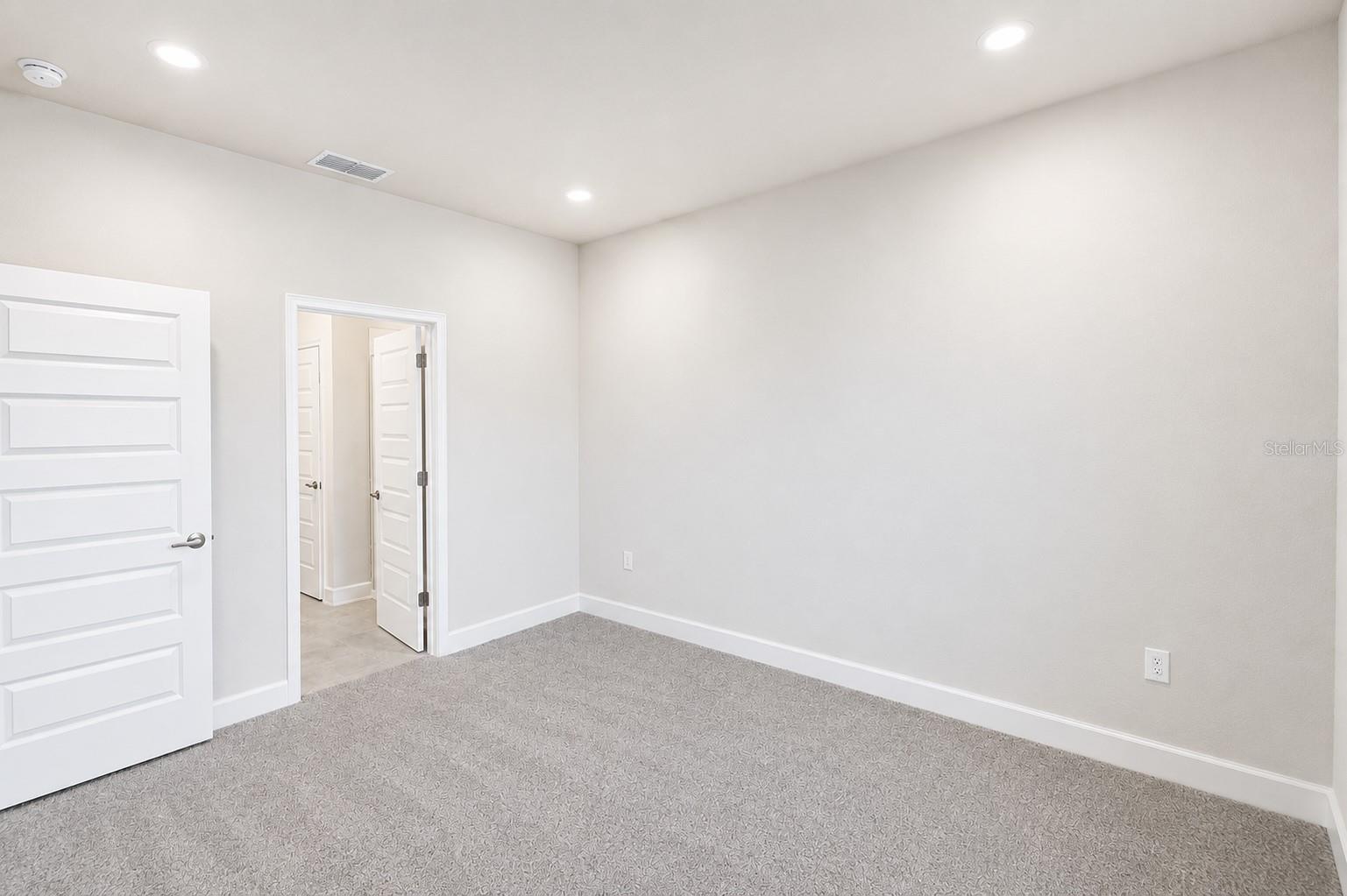 3645 Briarlynne Way Property Photo 10