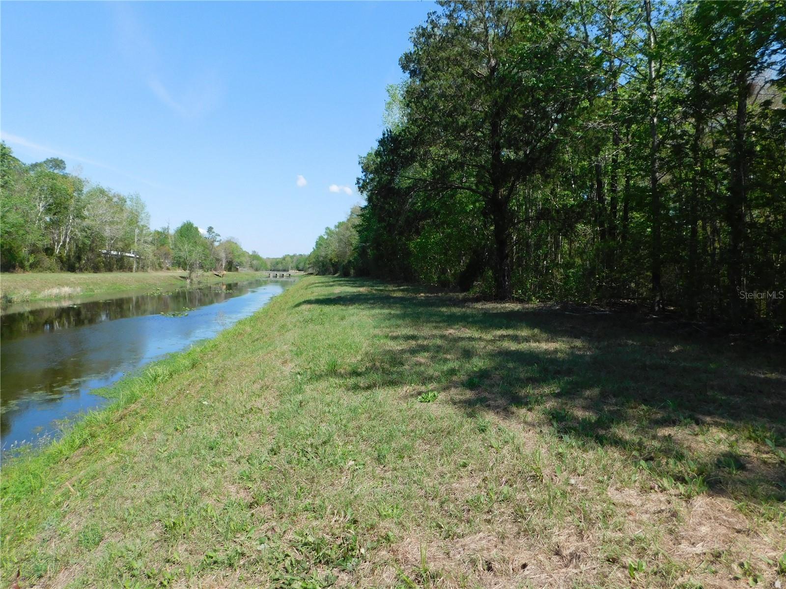 10505 E Deep Creek Blvd Property Photo 24