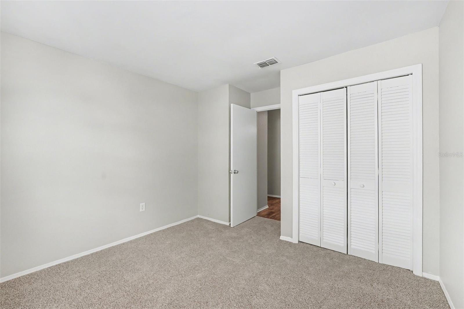 638 Lake Dexter Cir Property Photo 16