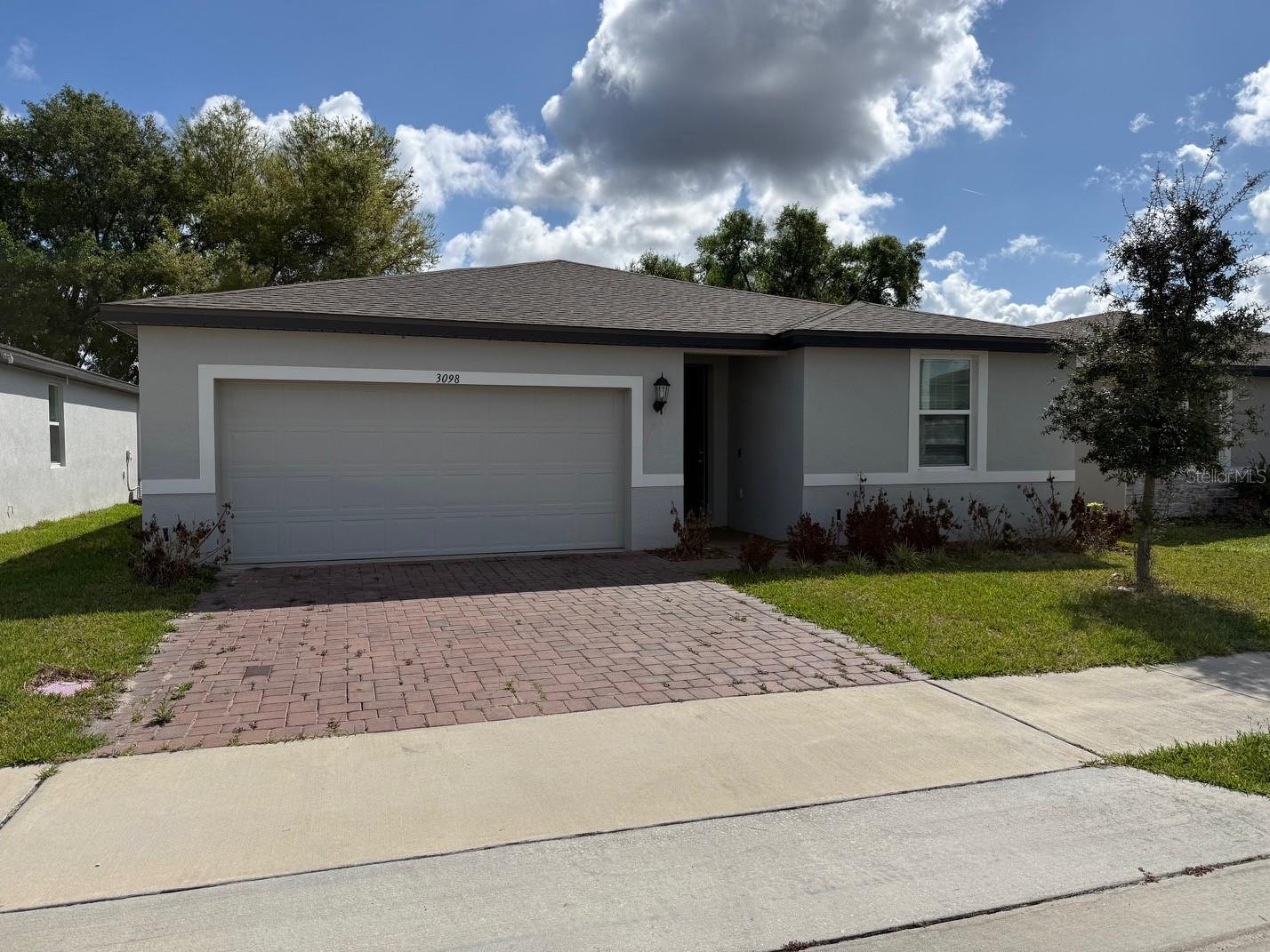 3098 Laurel Oak Ln Property Photo 1