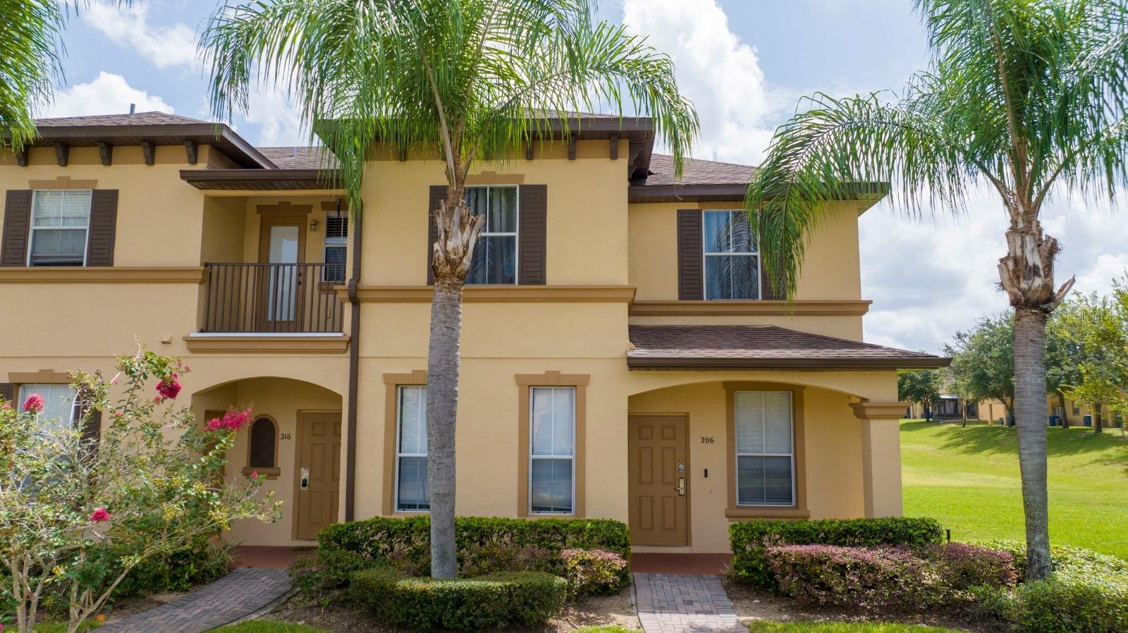 206 BERGAMO DR Property Photo 1
