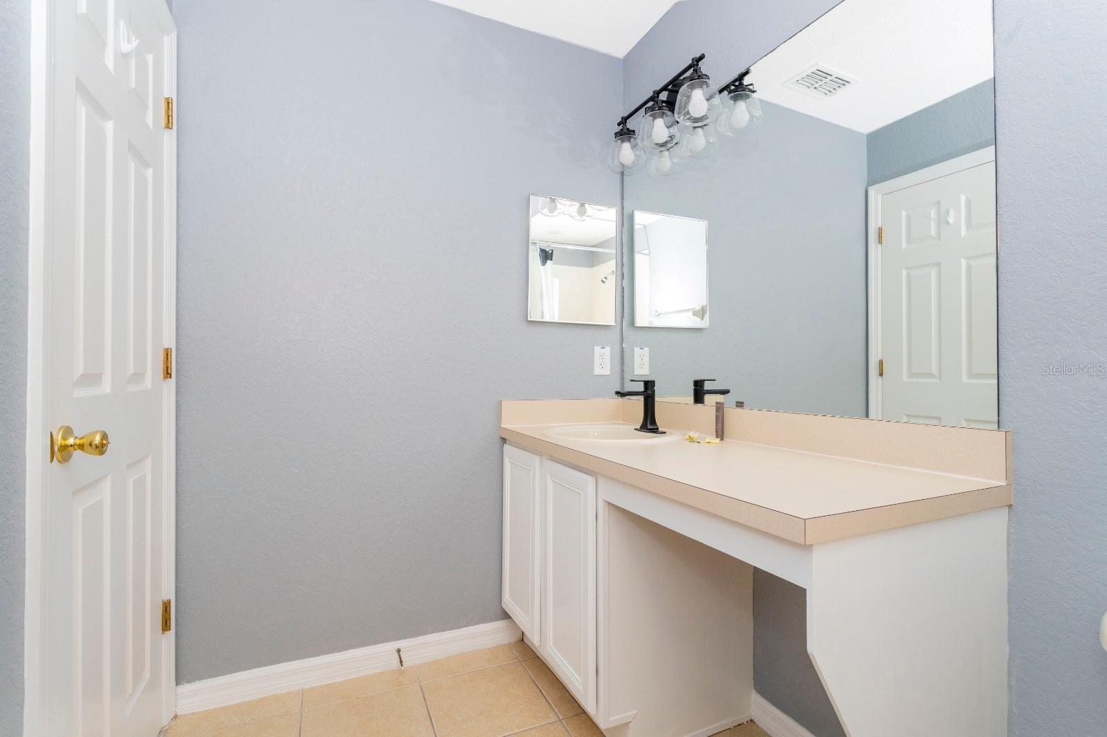 206 Bergamo Dr Property Photo 33
