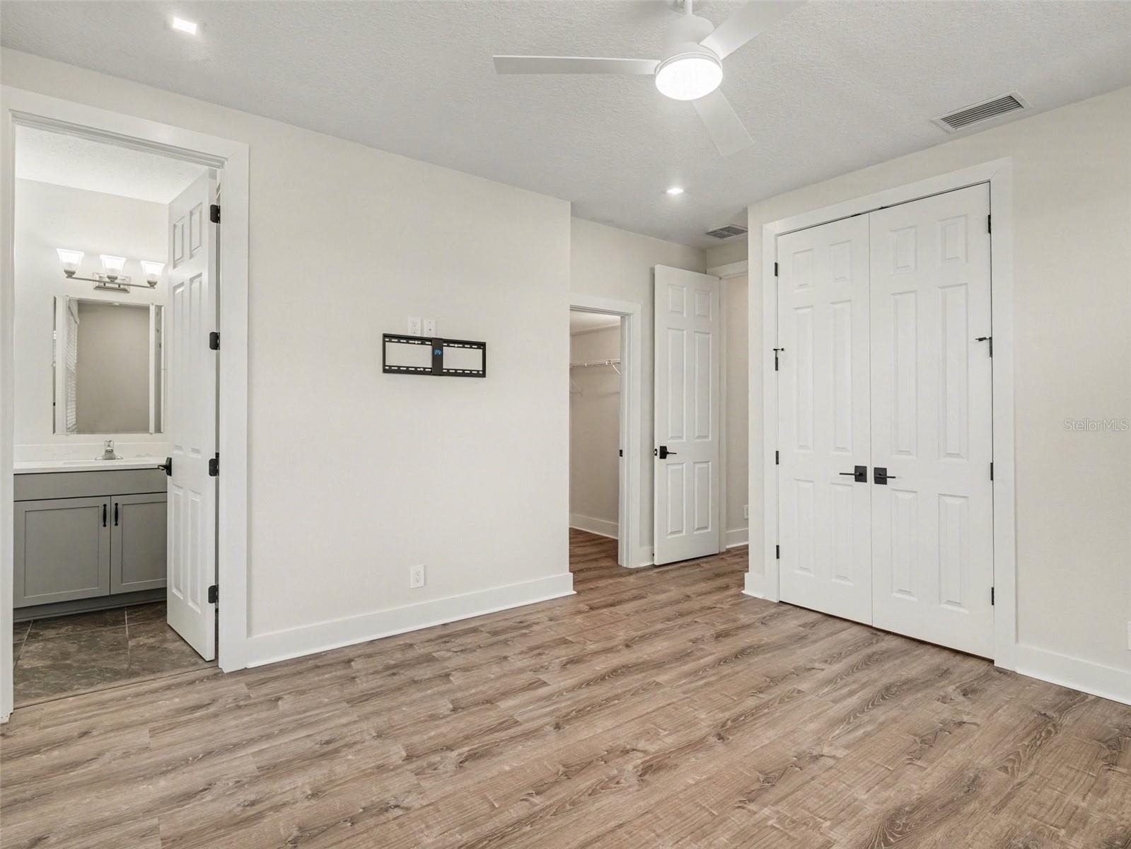 4349 Marina View Way Property Photo 4
