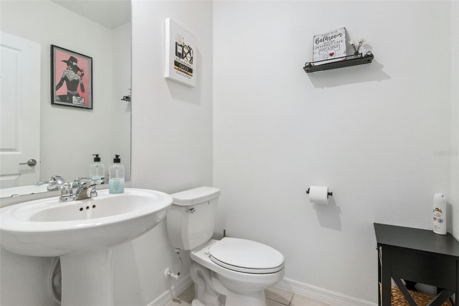 1814 Red Loop Property Photo 26
