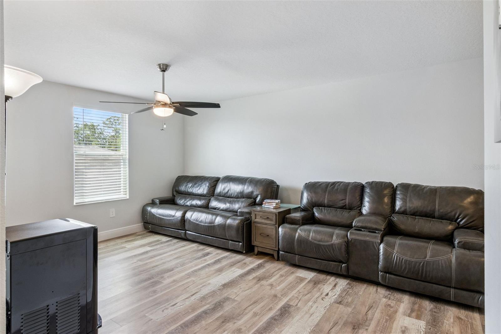 1814 Red Loop Property Photo 28
