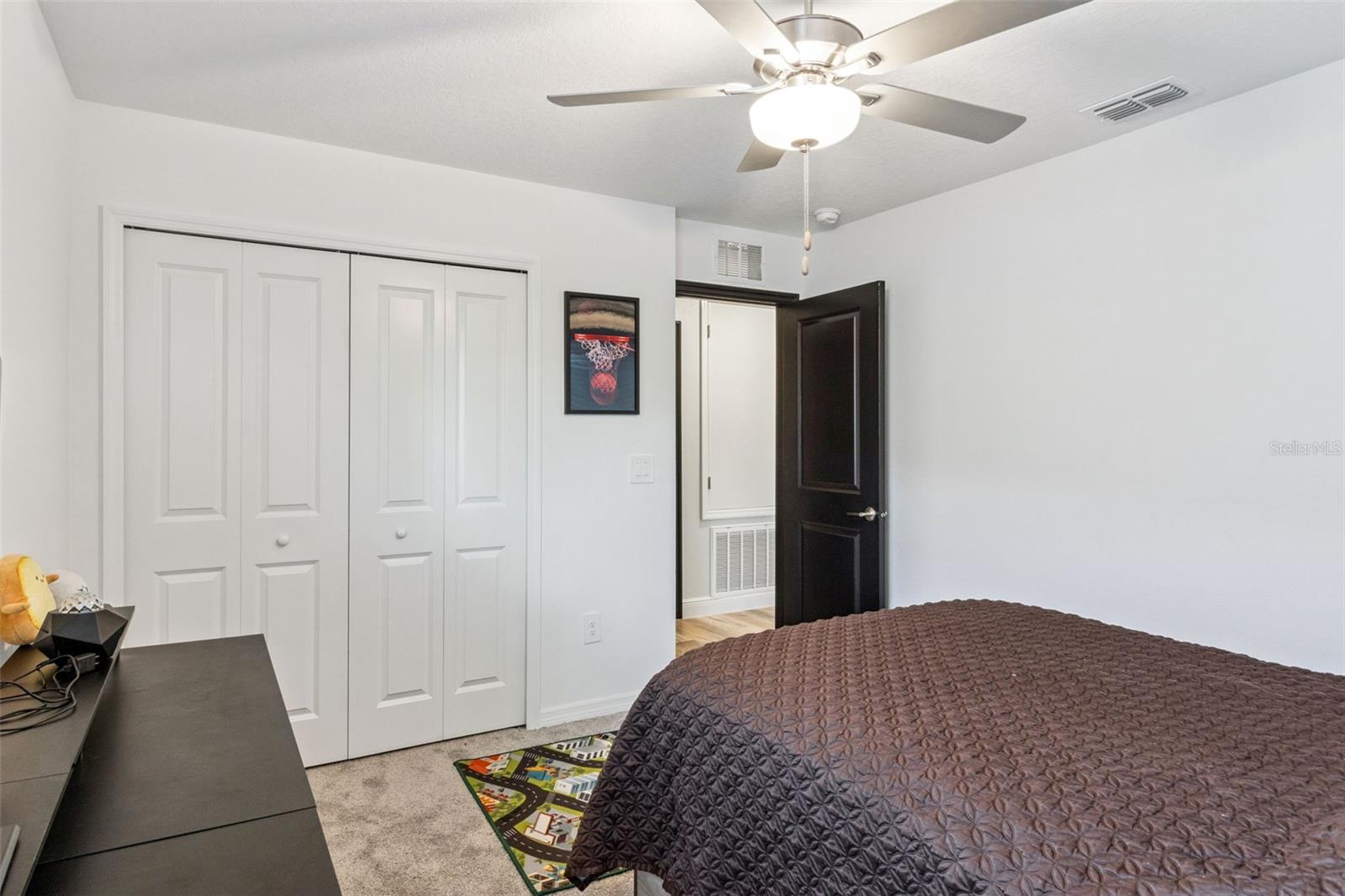 1814 Red Loop Property Photo 33