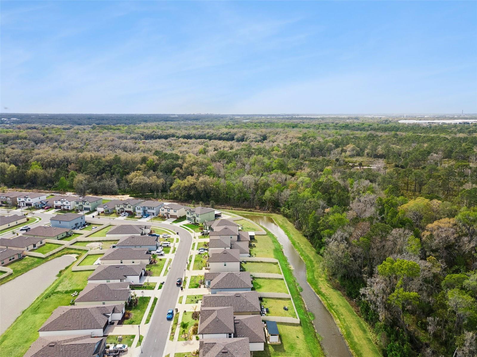1814 Red Loop Property Photo 40