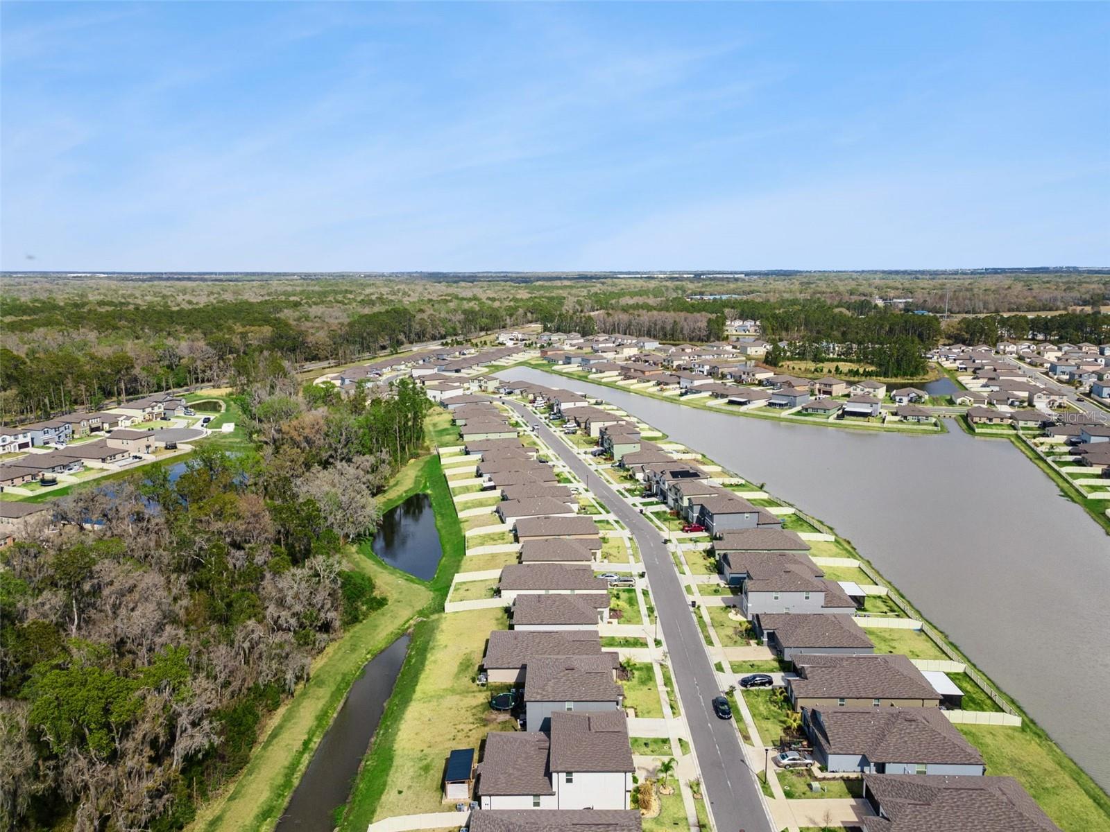 1814 Red Loop Property Photo 45