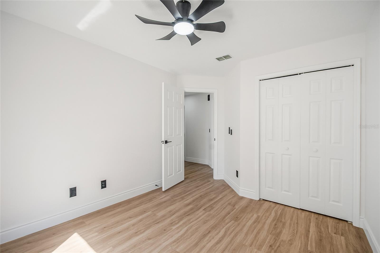 808 White Ivey Ct Property Photo 12
