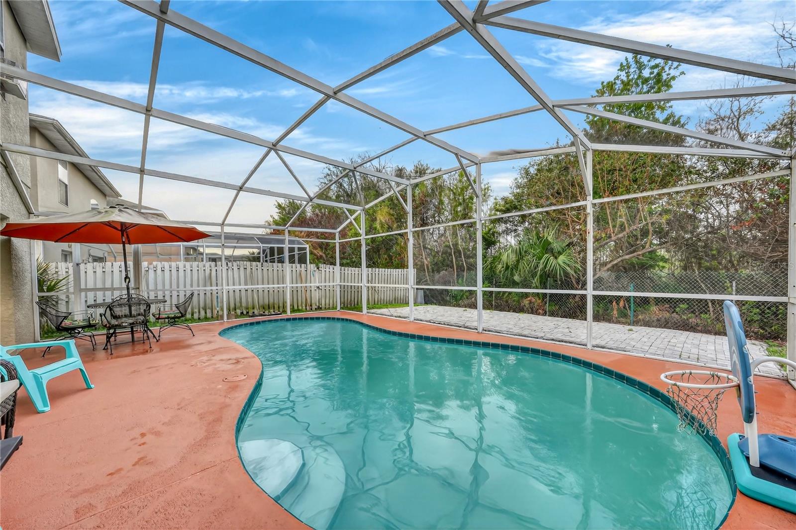 13230 Meadowfield Dr Property Photo 3