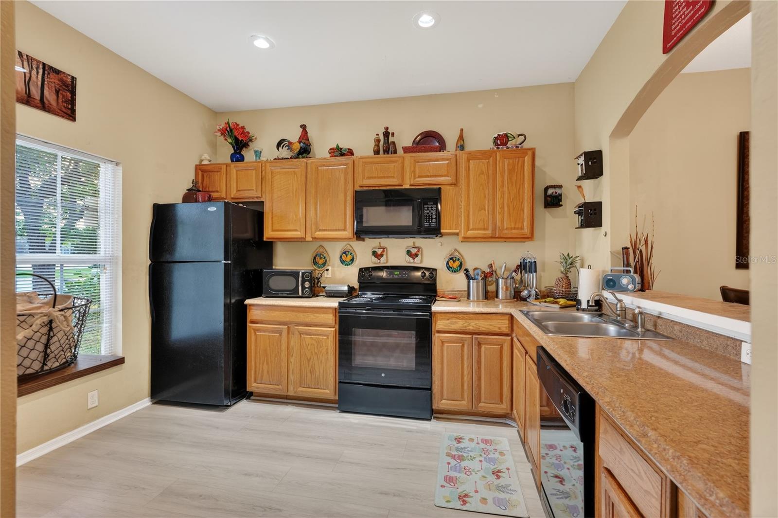 13230 Meadowfield Dr Property Photo 8