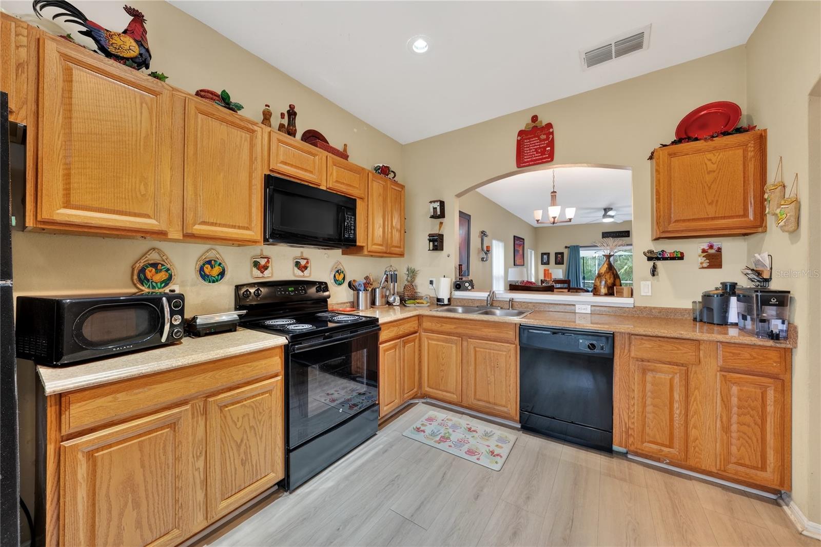 13230 Meadowfield Dr Property Photo 9