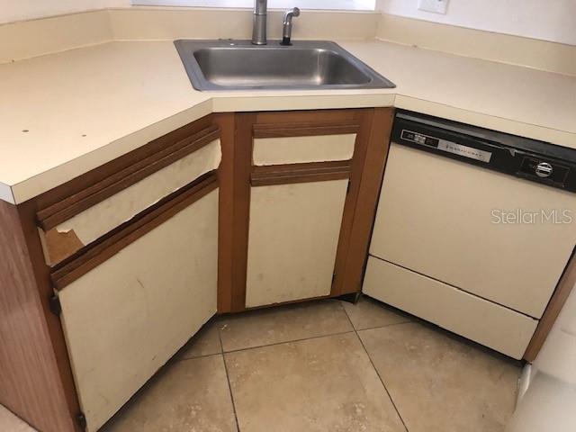670 Sandy Neck Ln #202 Property Photo 4