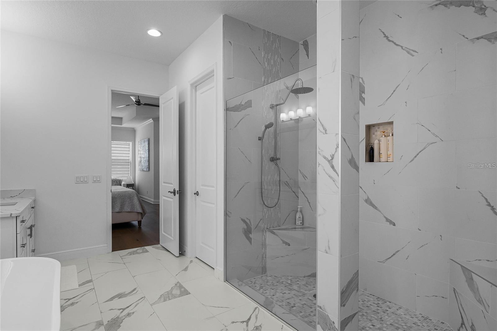 1118 Estancia Woods Loop Property Photo 25