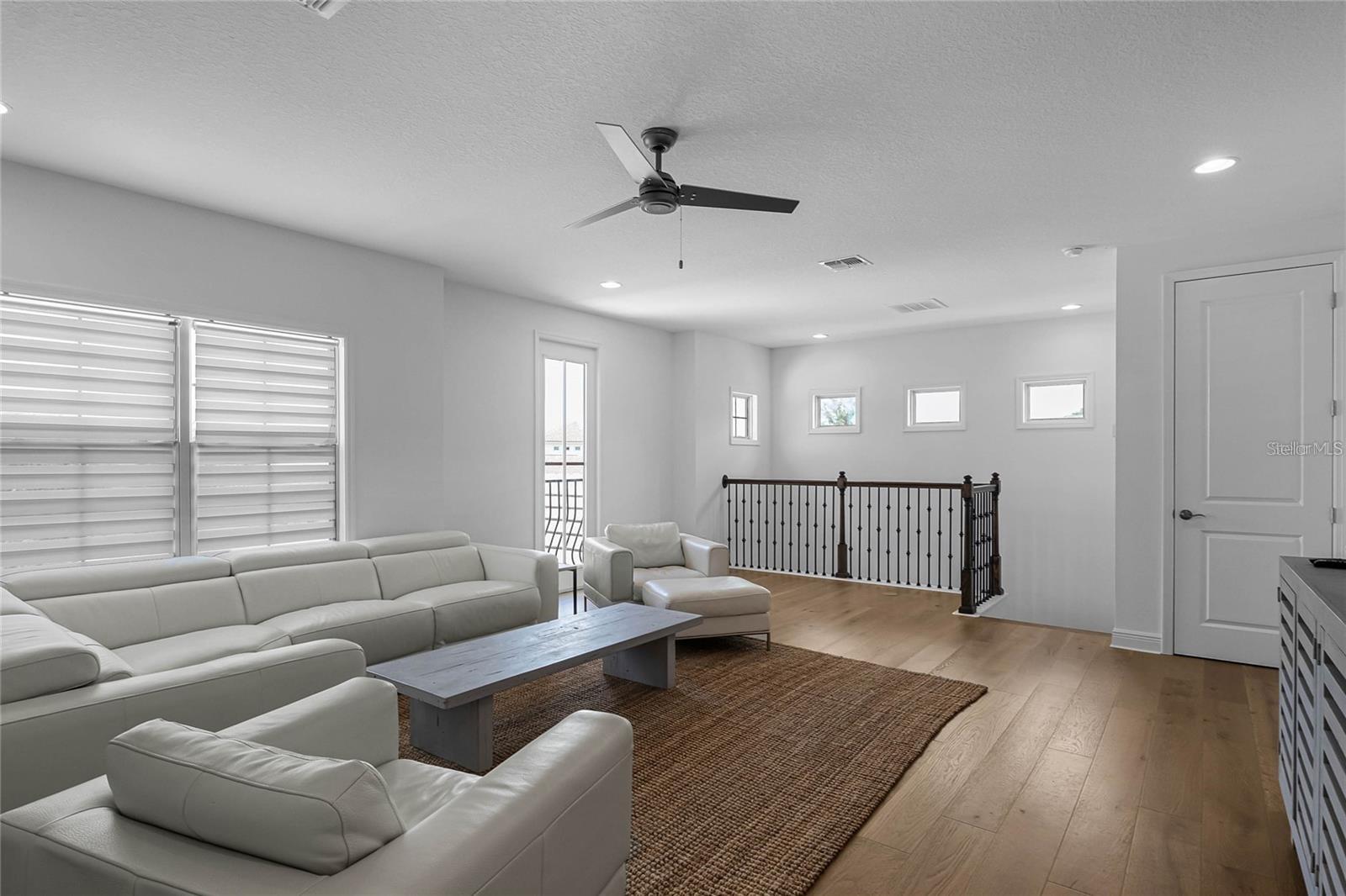1118 Estancia Woods Loop Property Photo 27