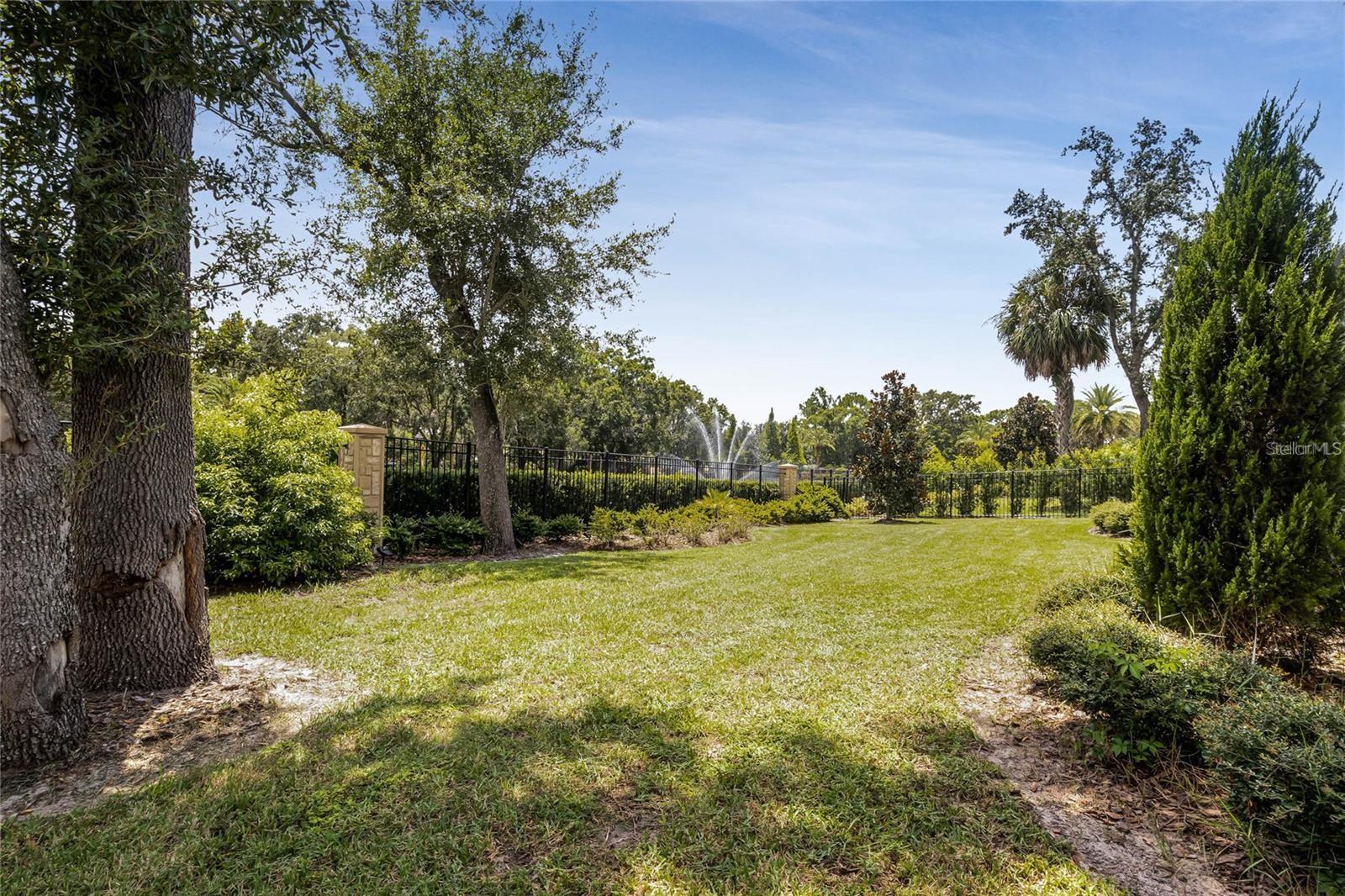 1118 Estancia Woods Loop Property Photo 35