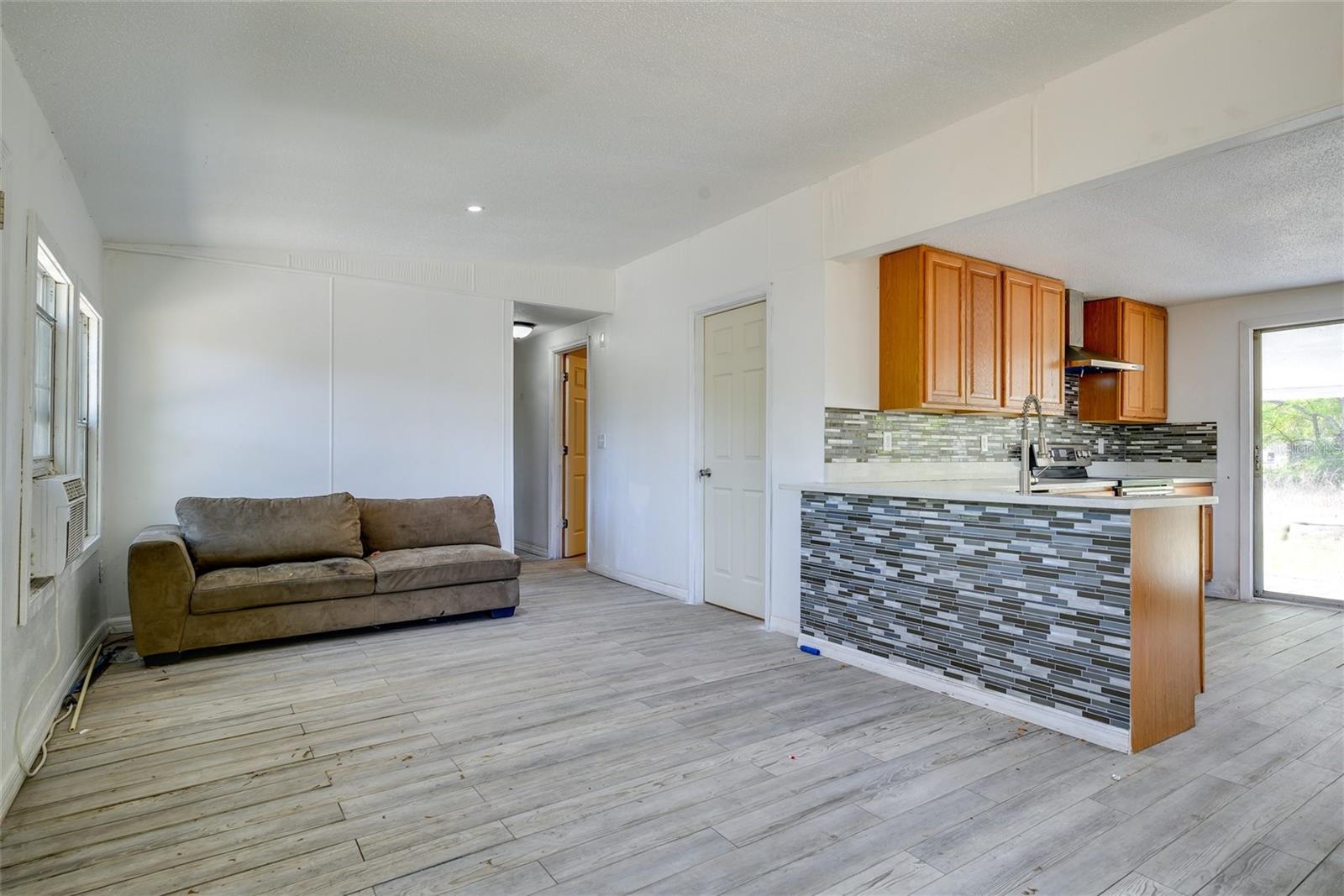 12415 Tocci Ln Property Photo 5