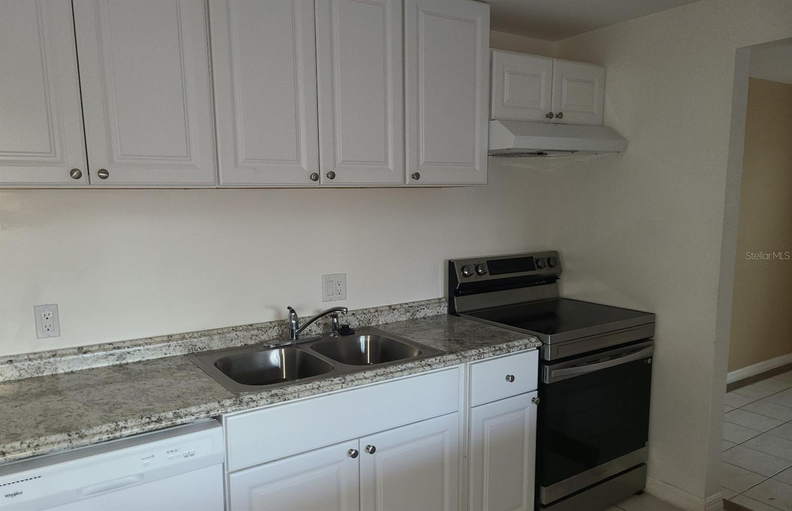 4925 Sanoma Vlg #c Property Photo 7
