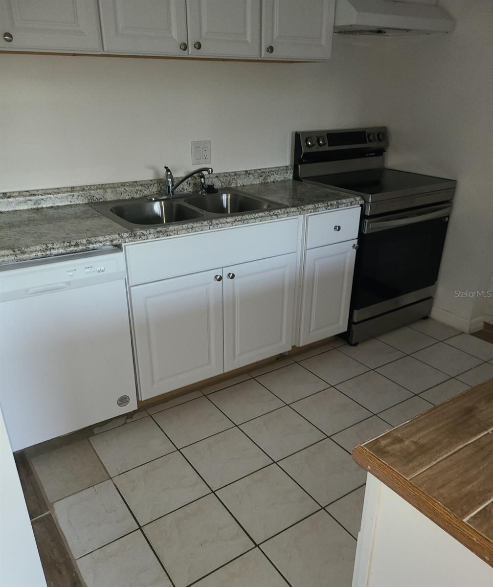 4925 Sanoma Vlg #c Property Photo 20