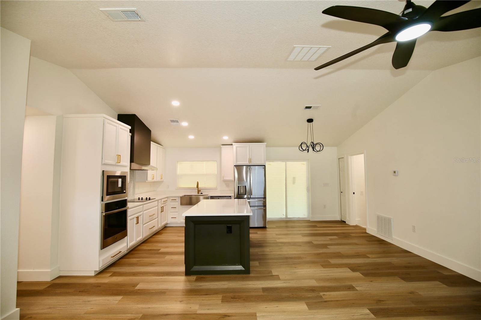 2235 Wautoma Pl Property Photo 5