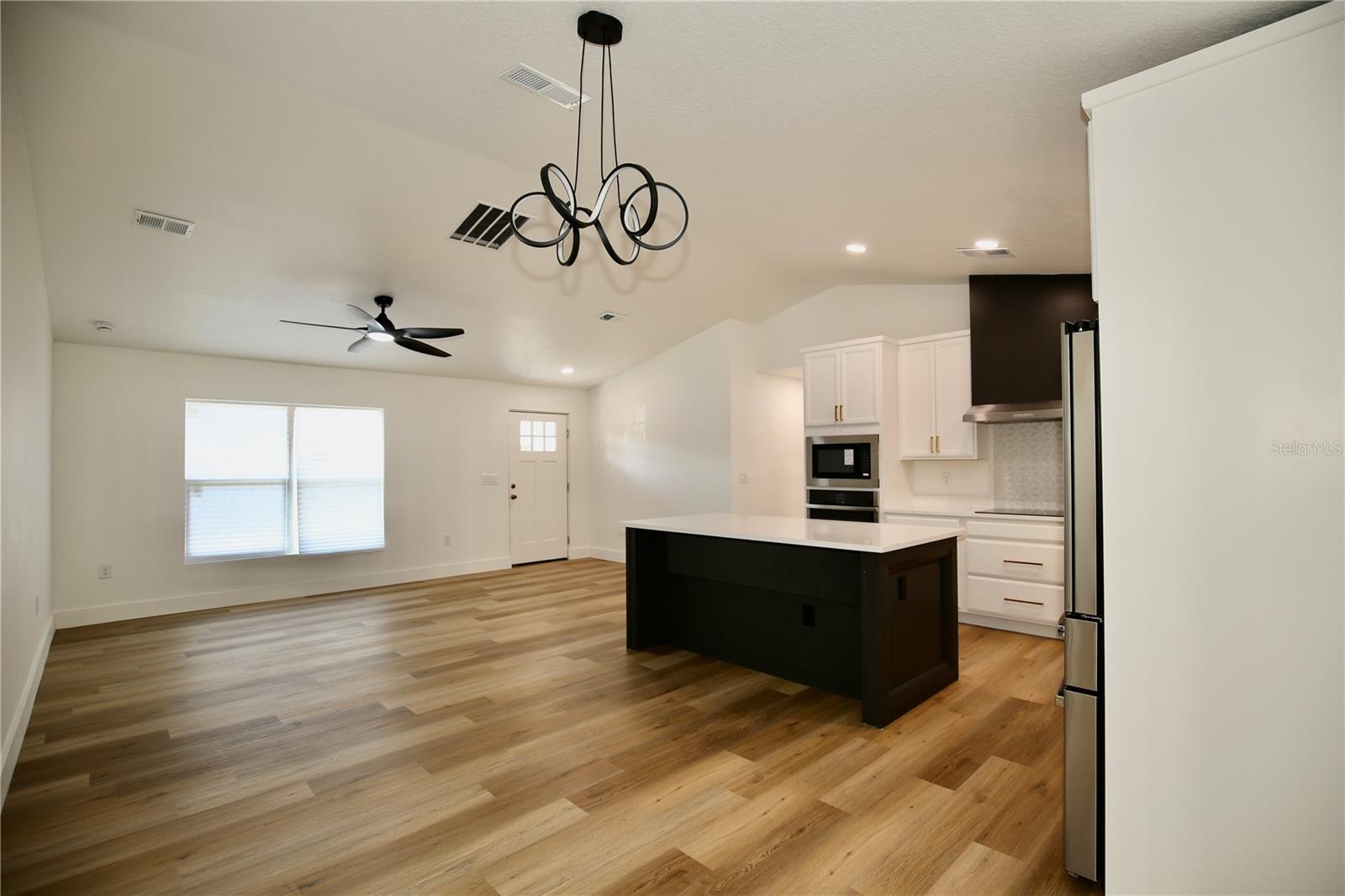 2235 Wautoma Pl Property Photo 7