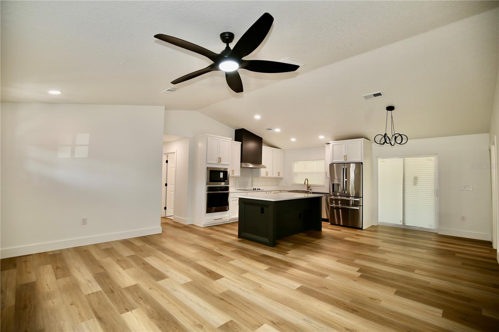 2235 Wautoma Pl Property Photo 8