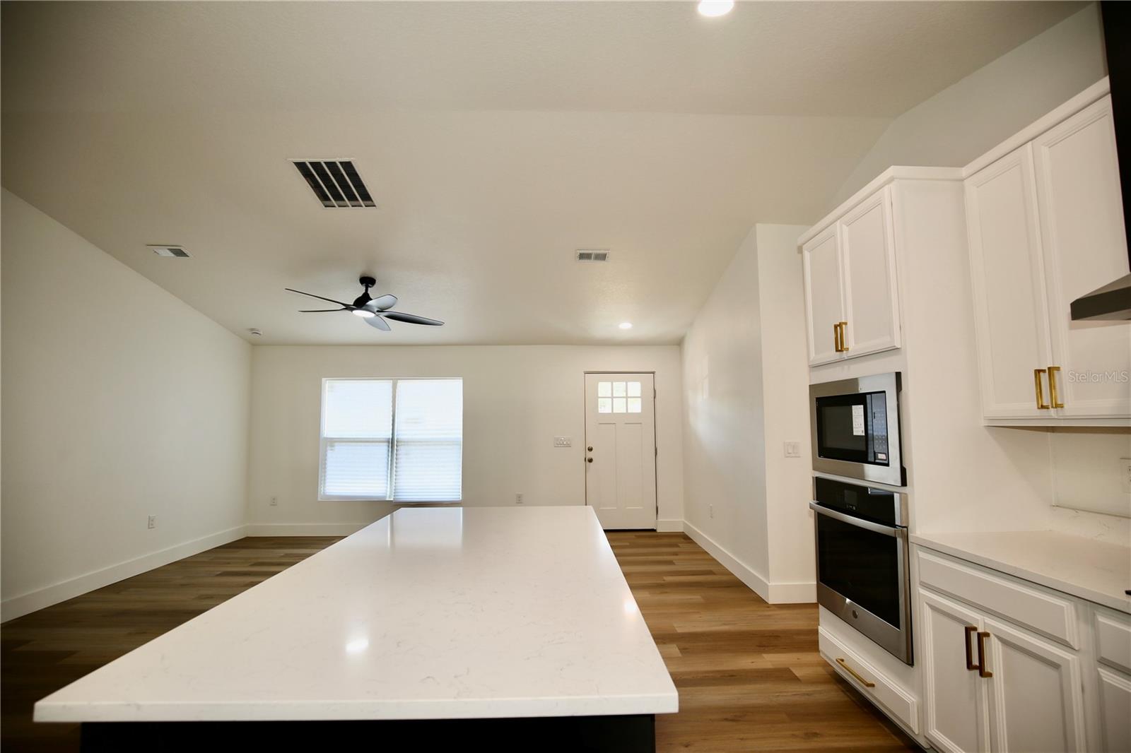 2235 Wautoma Pl Property Photo 9