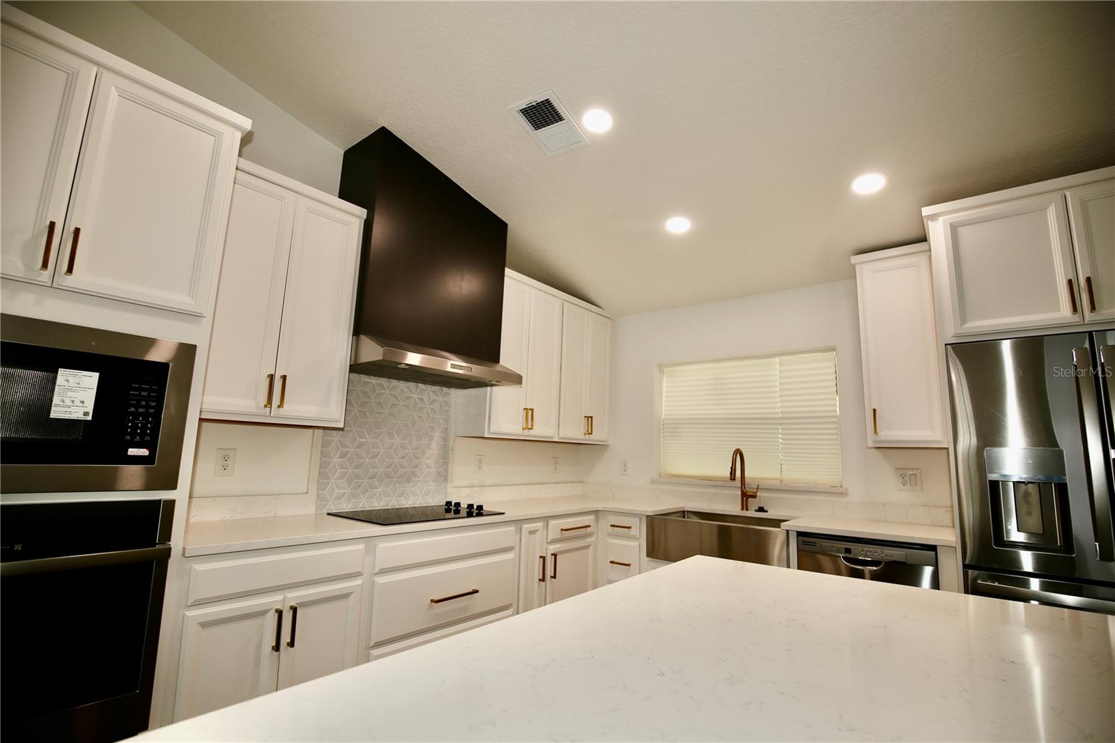 2235 Wautoma Pl Property Photo 10