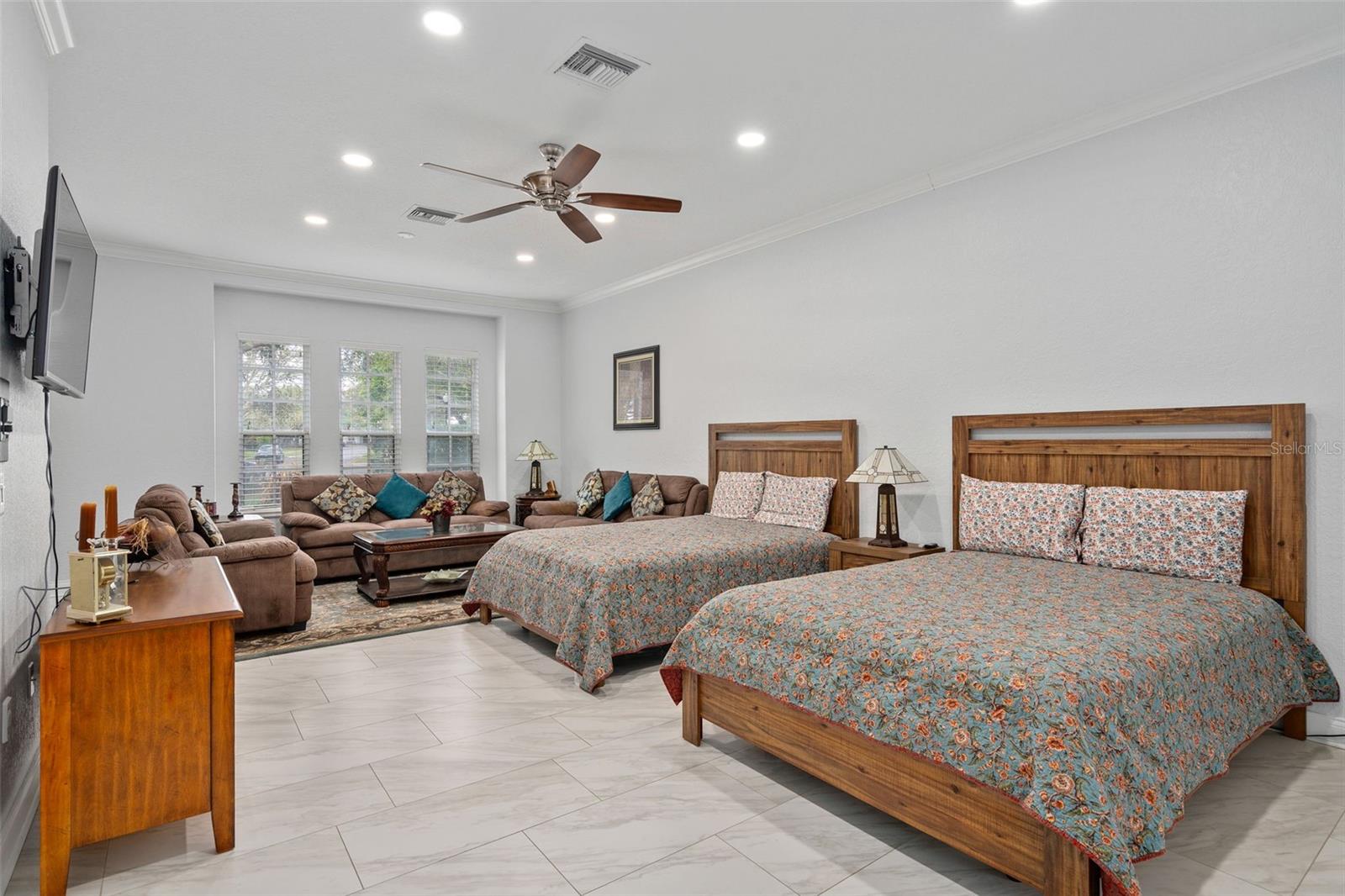 9057 Balmoral Mews Sq Property Photo 22