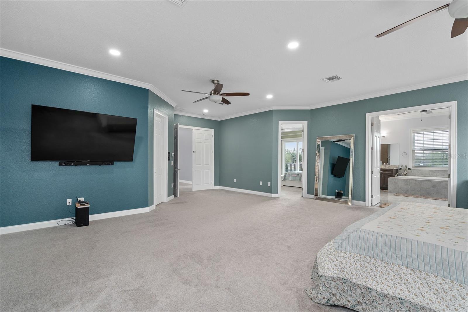 9057 Balmoral Mews Sq Property Photo 28