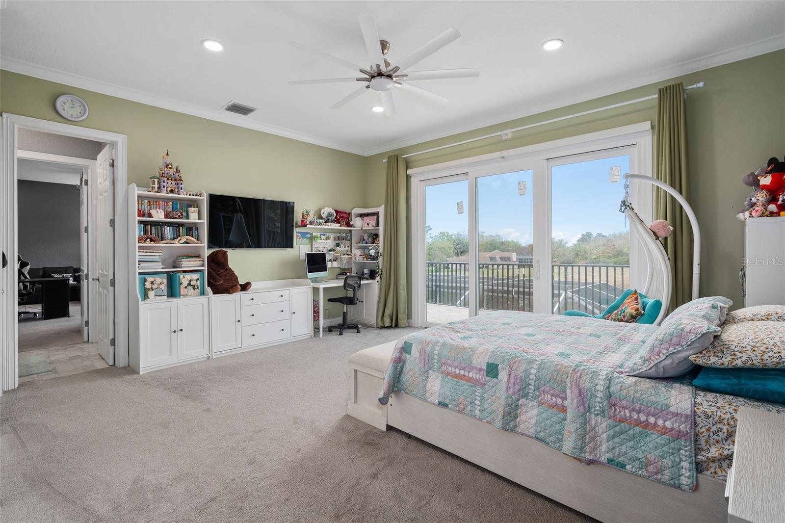 9057 Balmoral Mews Sq Property Photo 32
