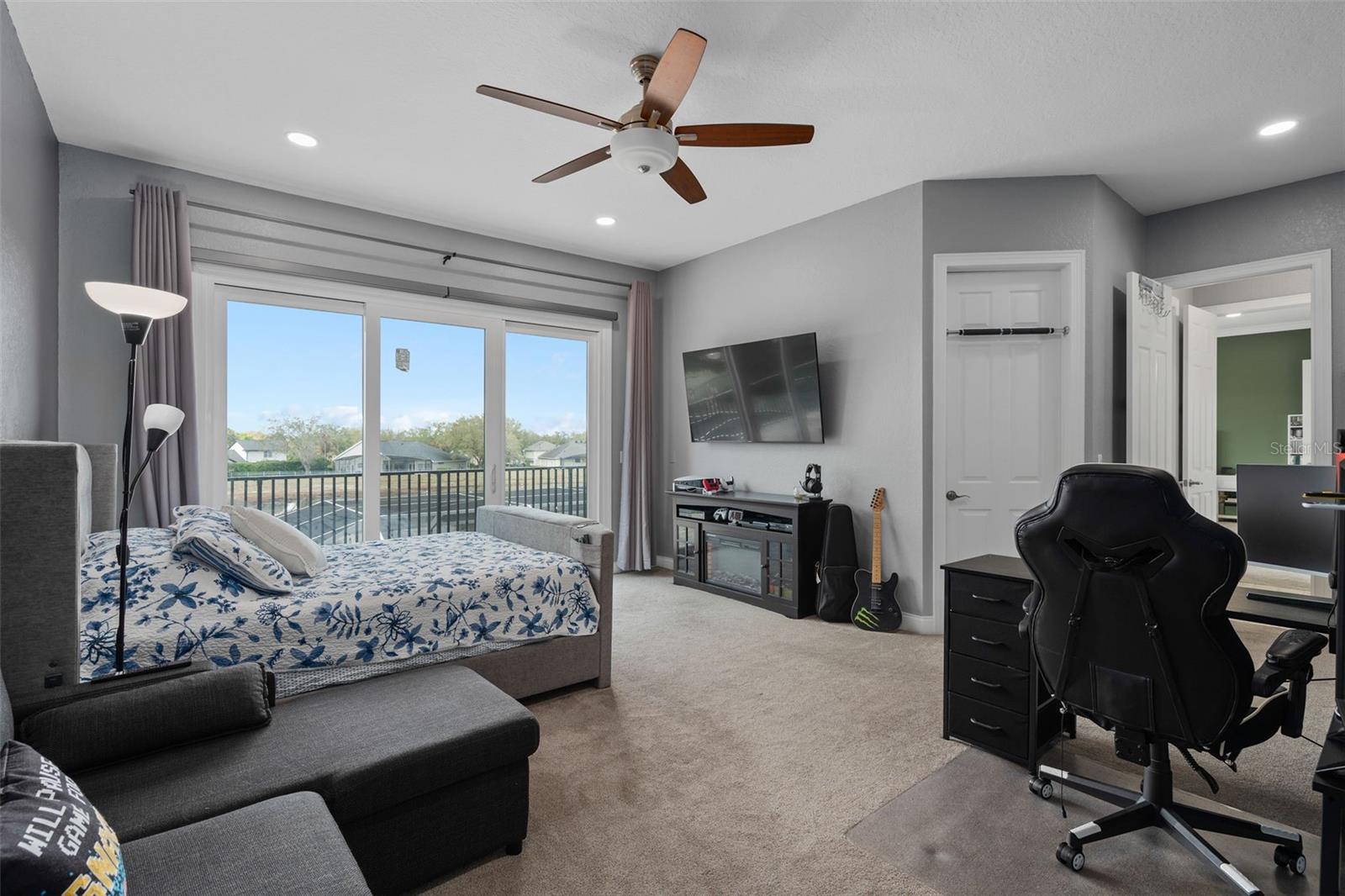 9057 Balmoral Mews Sq Property Photo 36
