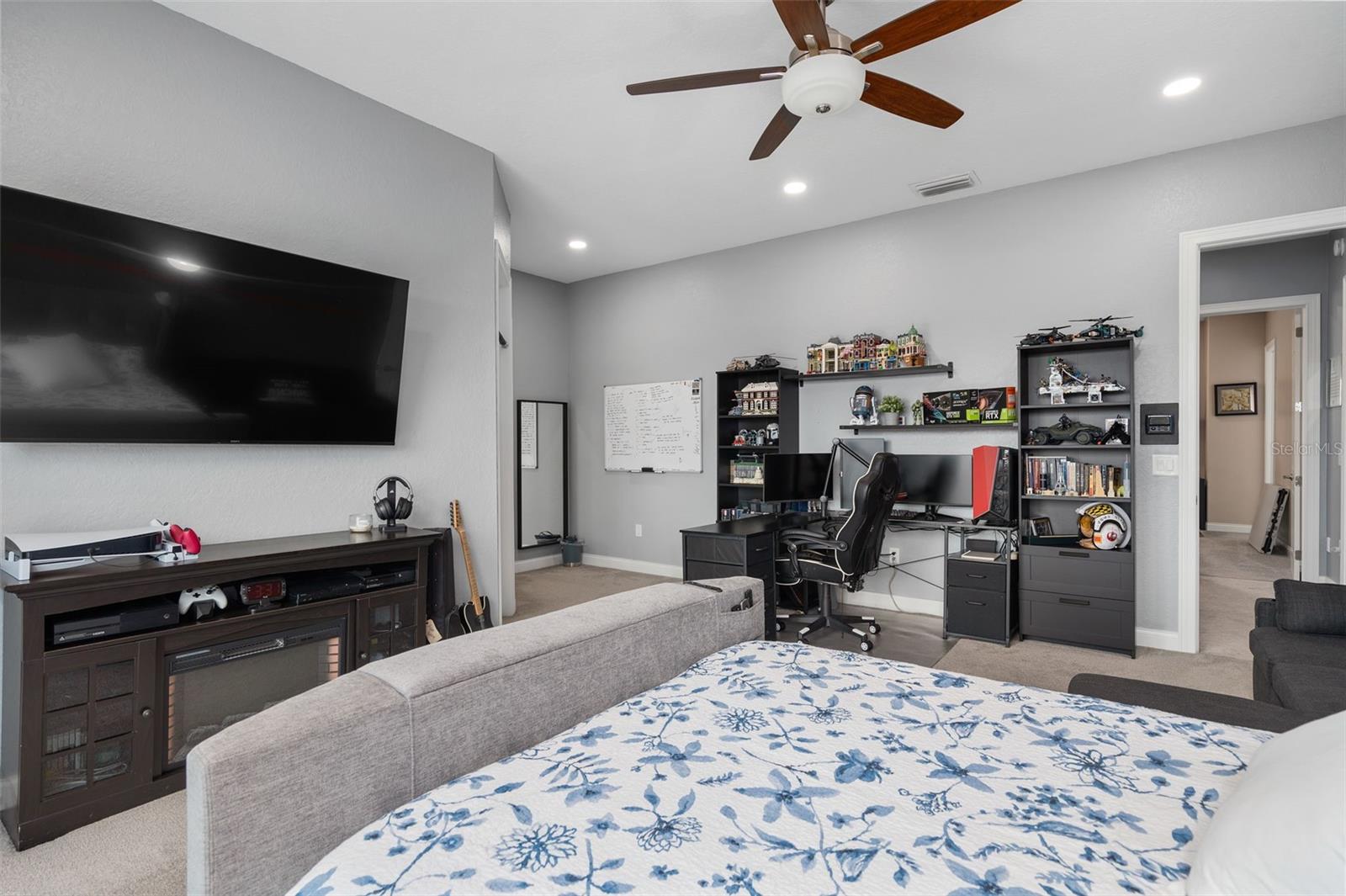 9057 Balmoral Mews Sq Property Photo 37