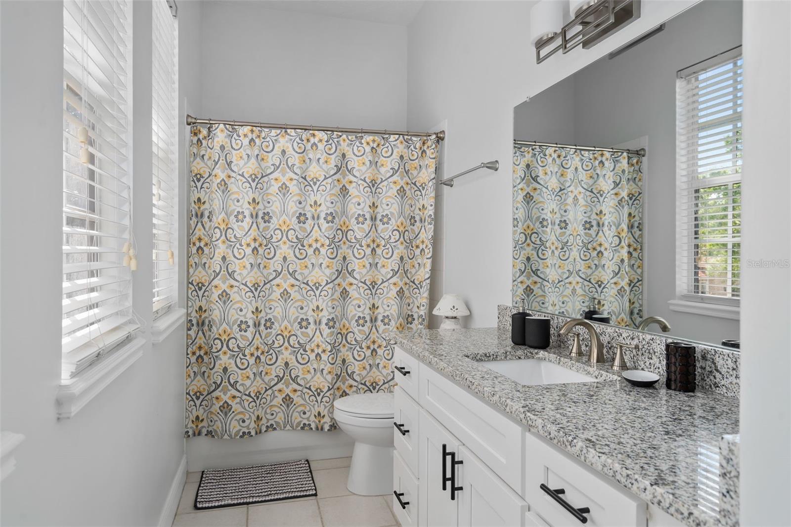 9057 Balmoral Mews Sq Property Photo 44
