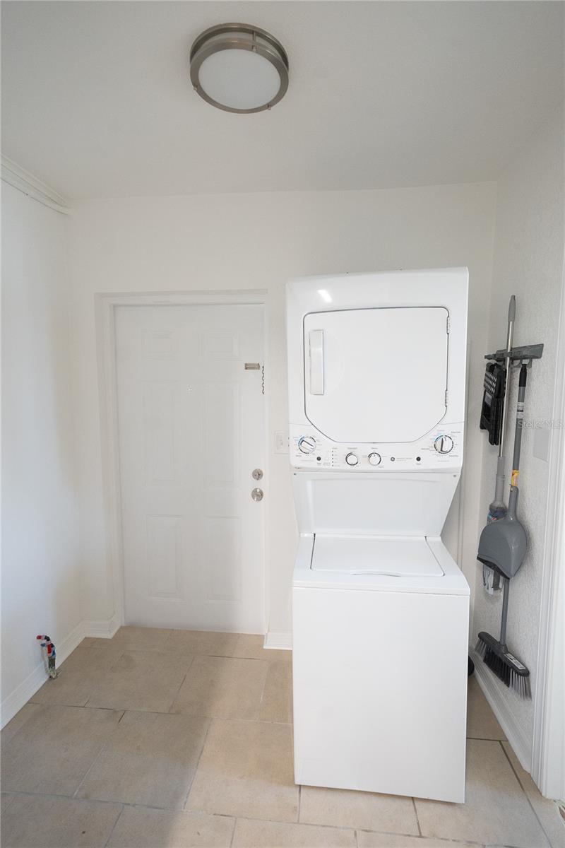 130 177th Ter W Property Photo 17
