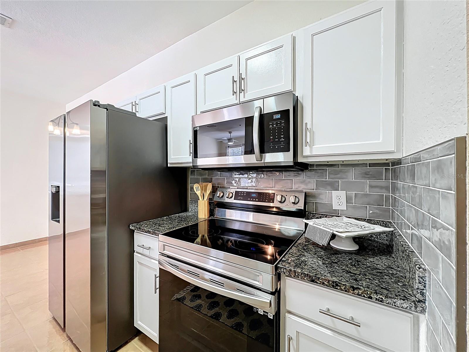 837 Grand Regency Pt #103 Property Photo 9