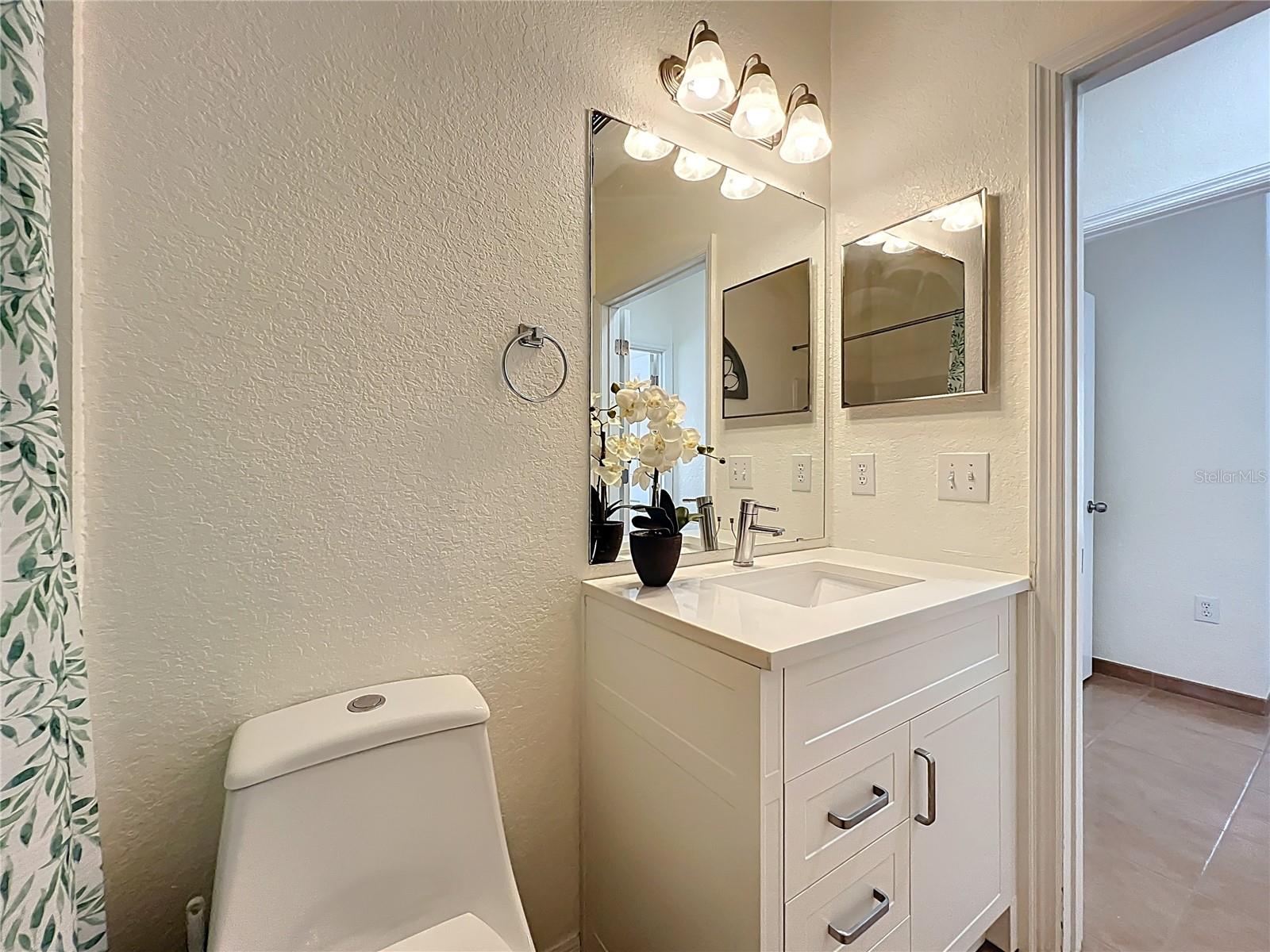837 Grand Regency Pt #103 Property Photo 11