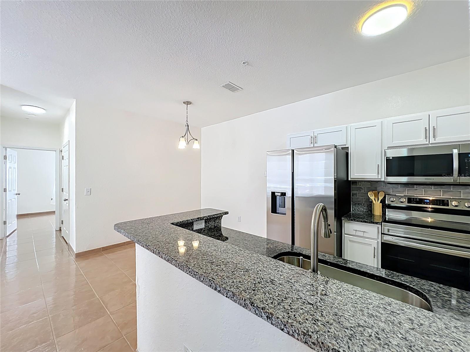 837 Grand Regency Pt #103 Property Photo 16