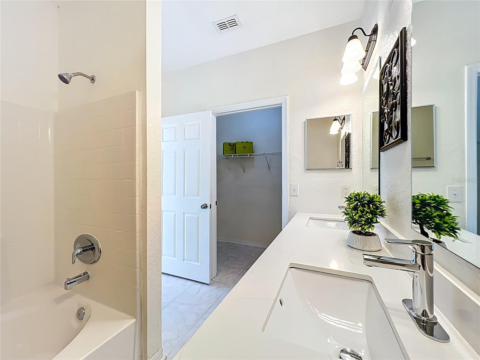 837 Grand Regency Pt #103 Property Photo 39