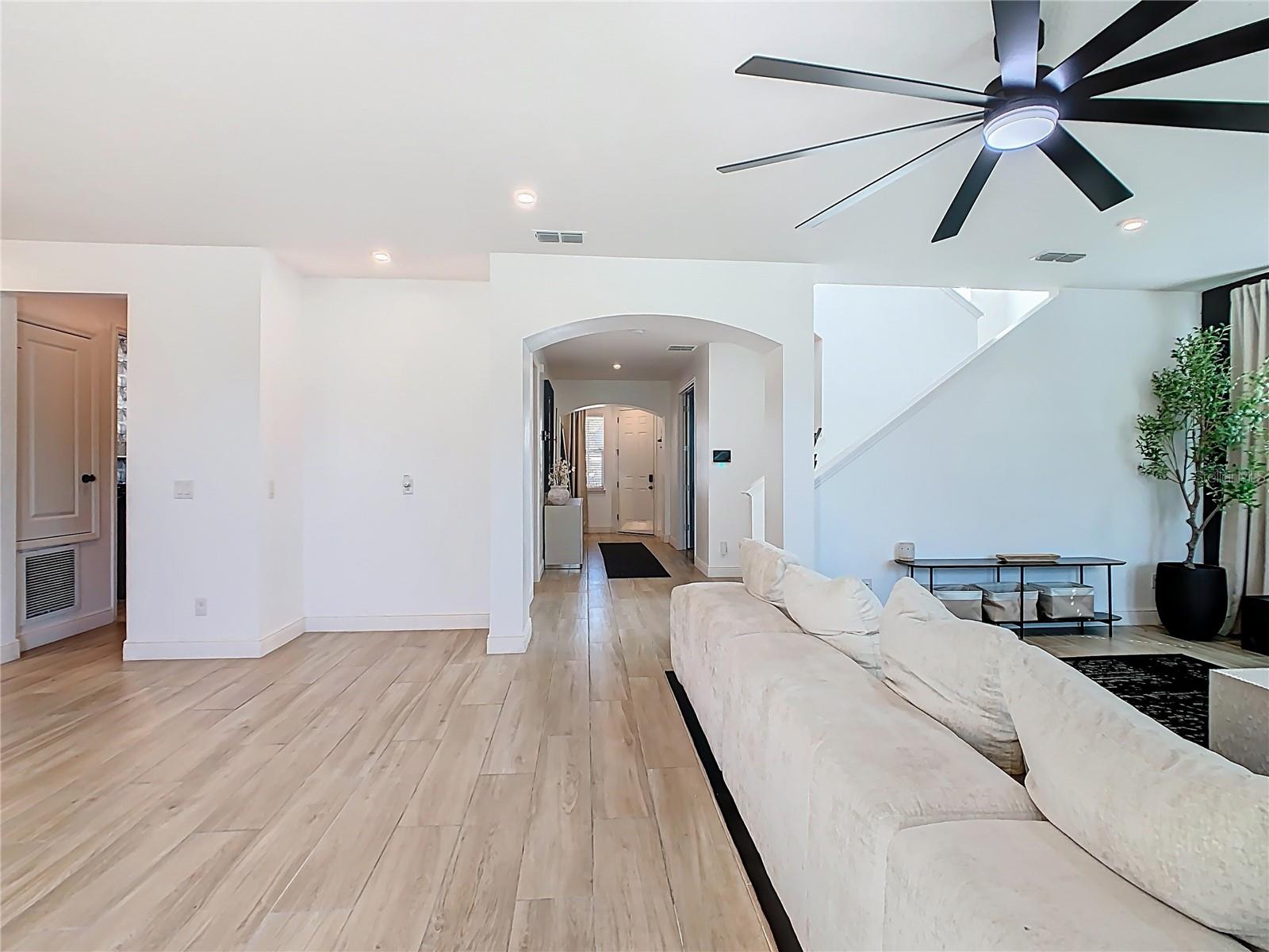 1285 Hilltop Pl Property Photo 21