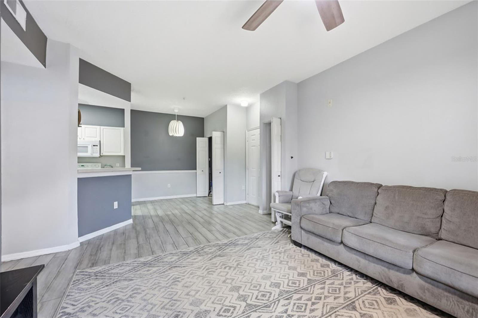 5518 Metrowest Blvd #11-104 Property Photo 6