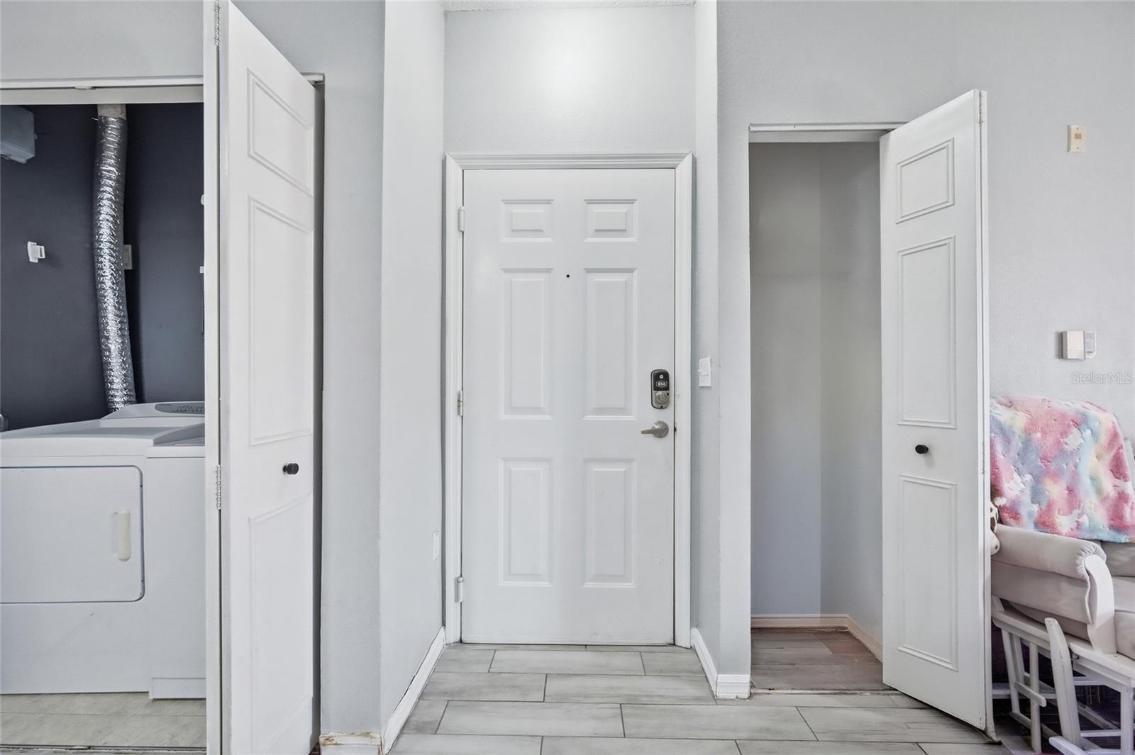 5518 Metrowest Blvd #11-104 Property Photo 8