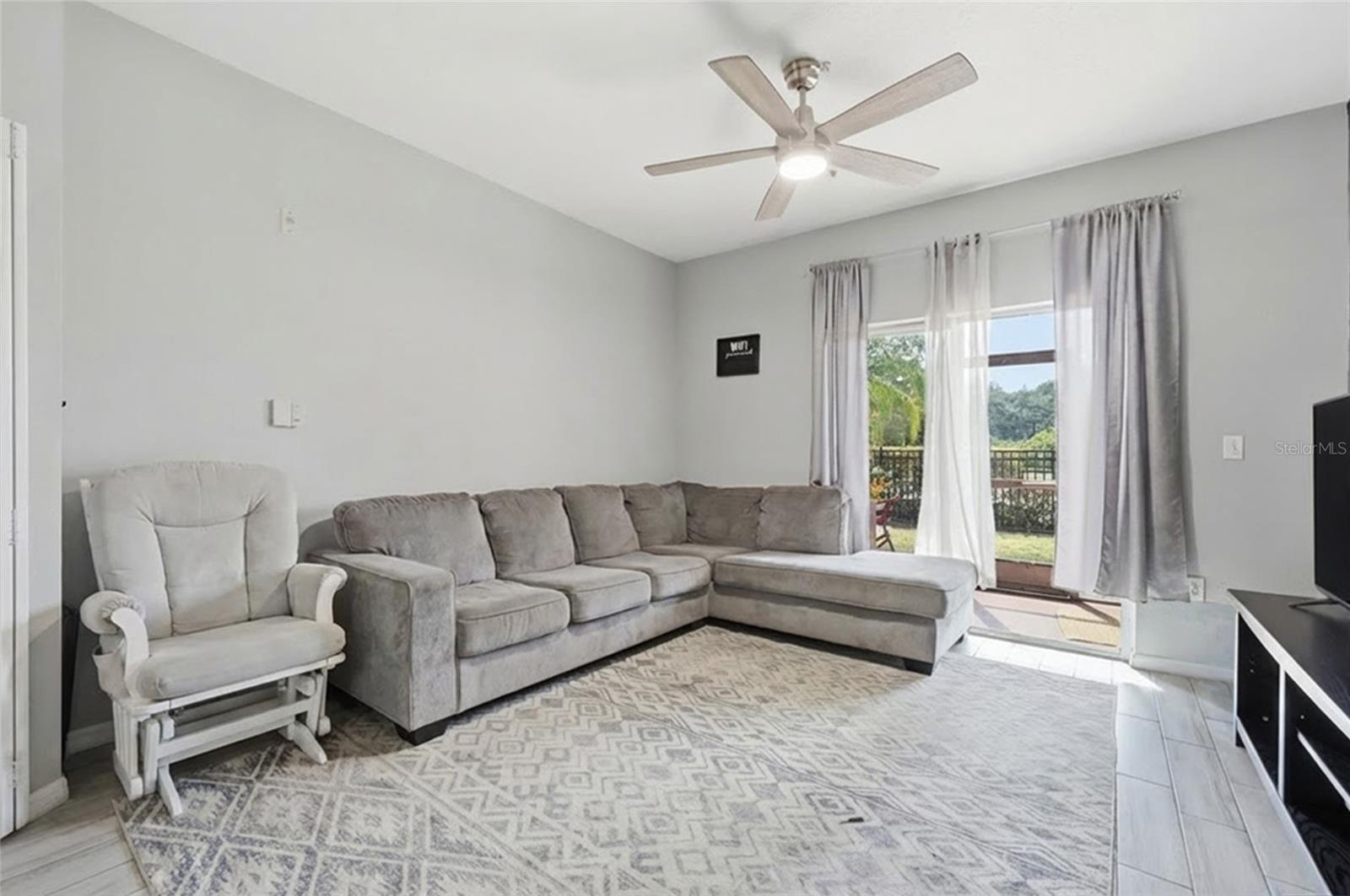 5518 Metrowest Blvd #11-104 Property Photo 15