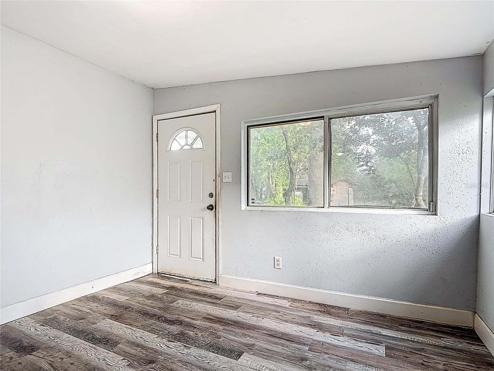 9010 Concord Rd Property Photo 10