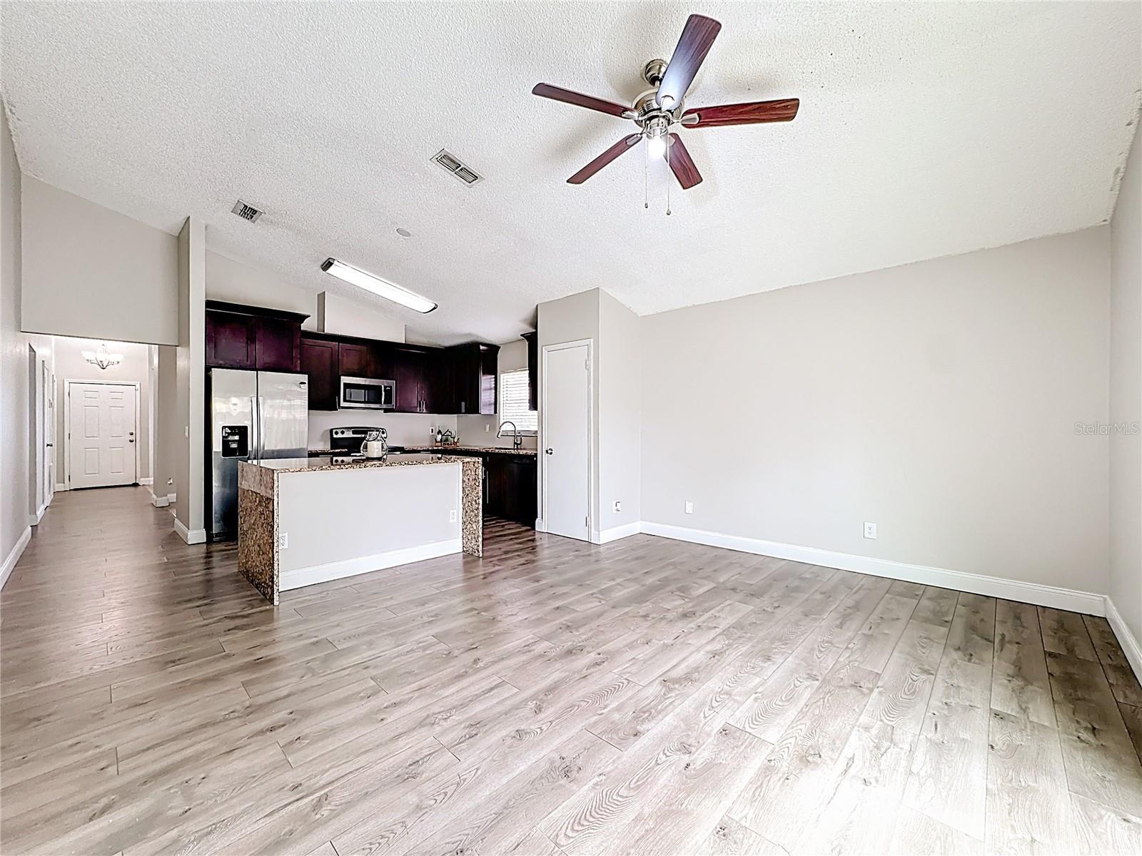 6582 Meritmoor Cir Property Photo 12