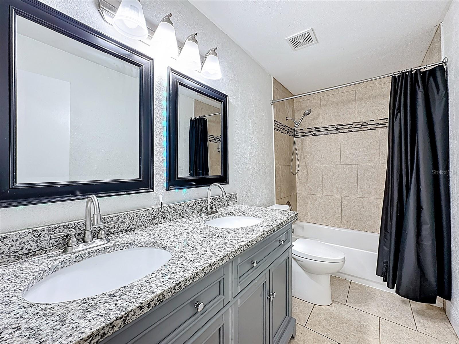 6582 Meritmoor Cir Property Photo 21