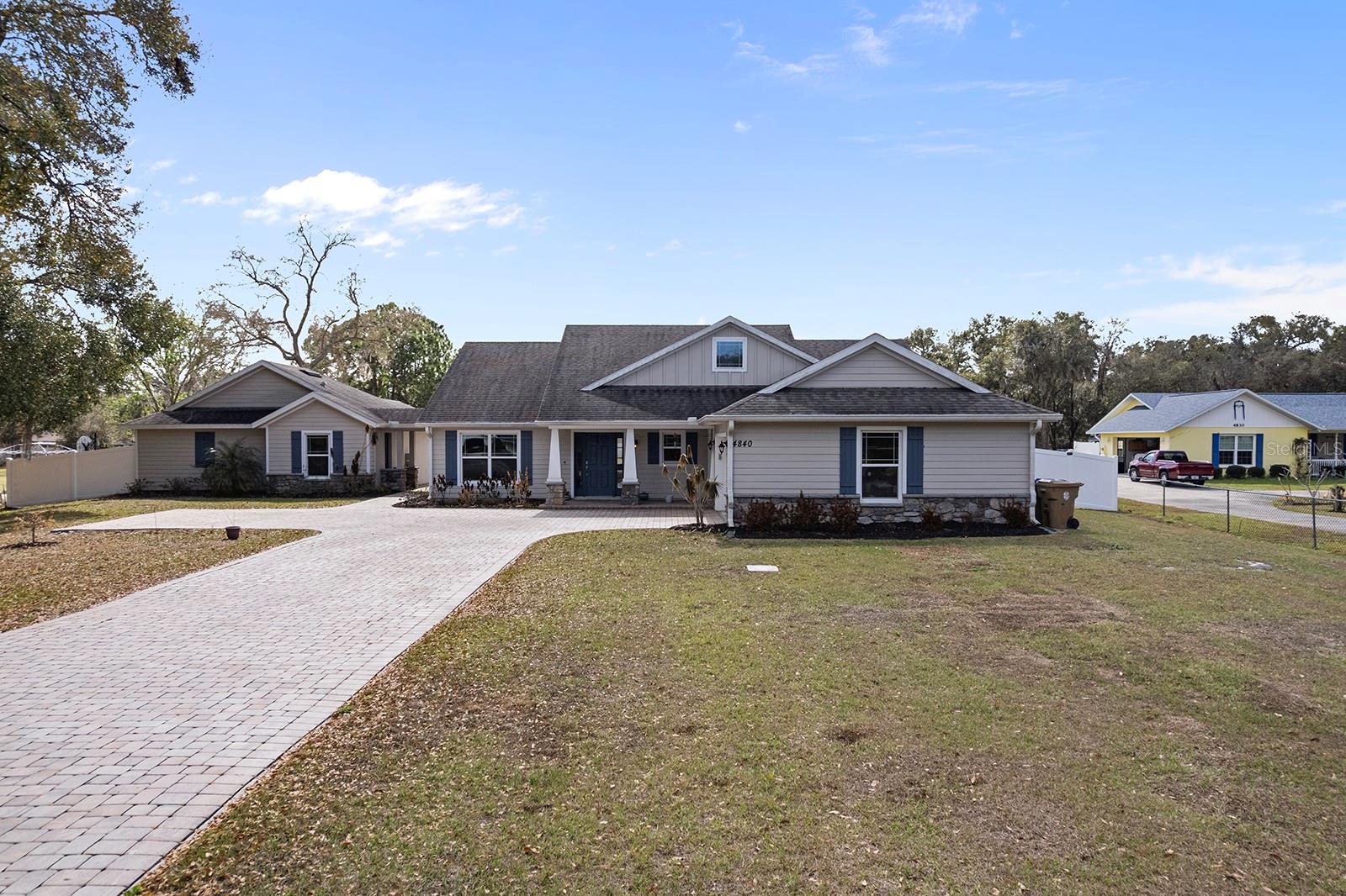 4840 Old Oak Trl Property Photo 2