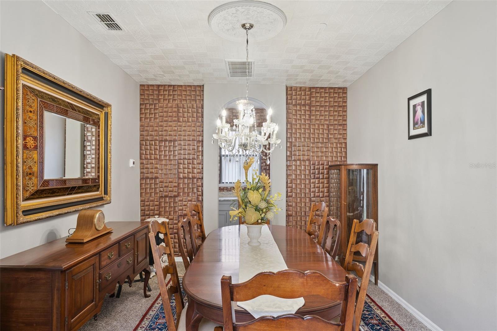 9708 Old Patina Way Property Photo 9