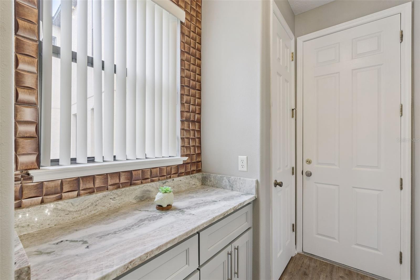 9708 Old Patina Way Property Photo 12